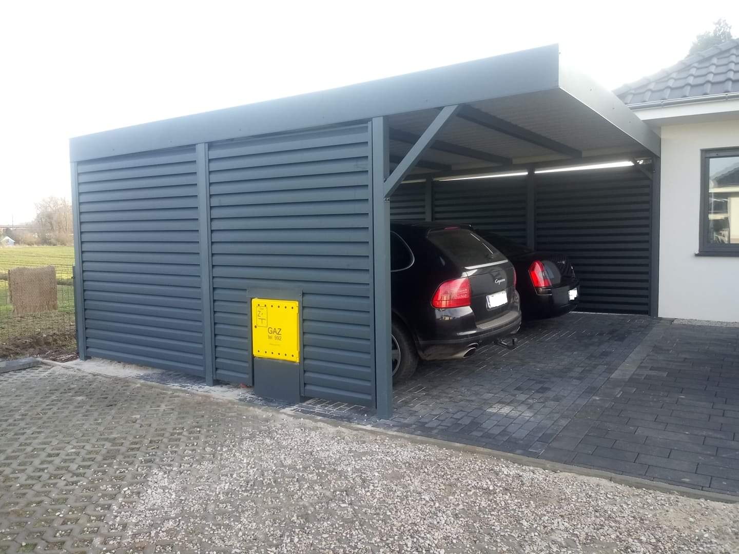 received_498967747442462